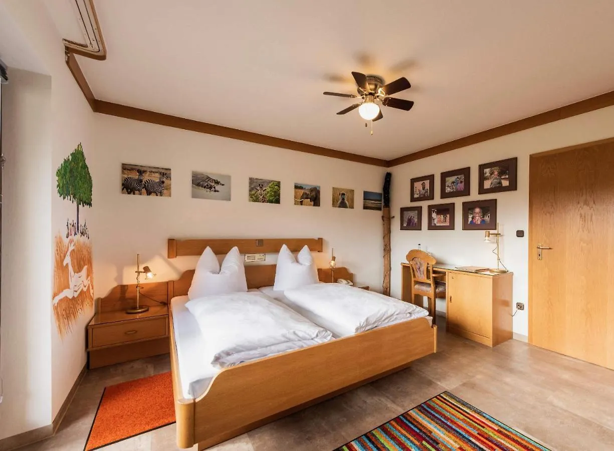 Hotel Lindenhof Hubmersberg Pommelsbrunn 4*,  Германия