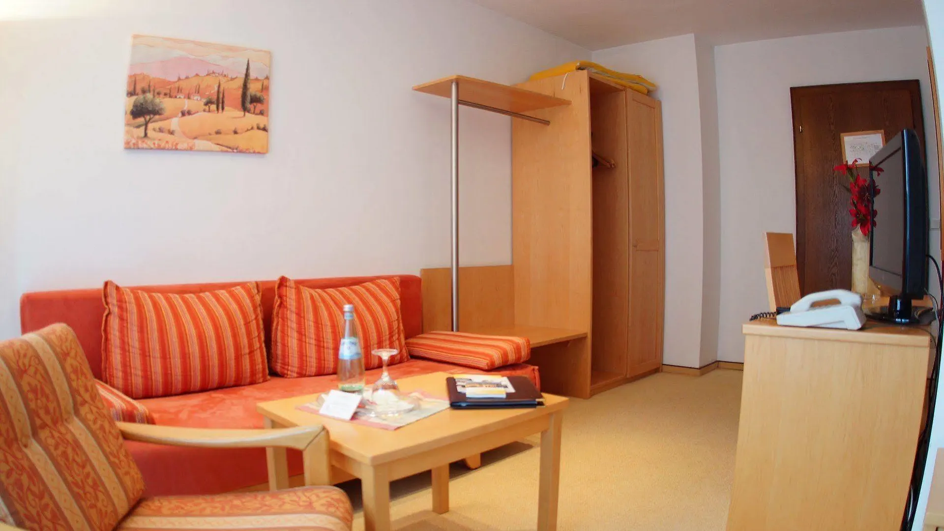 Hotel Lindenhof Hubmersberg Pommelsbrunn 4*,  Germany